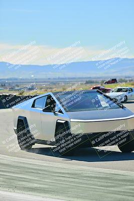 media/Dec-13-2025-Extreme Speed (Sat) [[d129ecb0b9]]/Parade Lap/